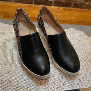 Naturalizer Black and Leopard Women's Loafers